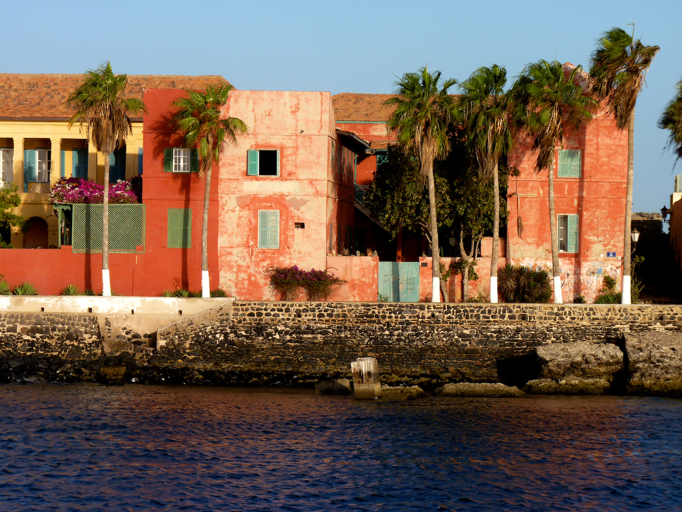 Gorée vanaf de boot