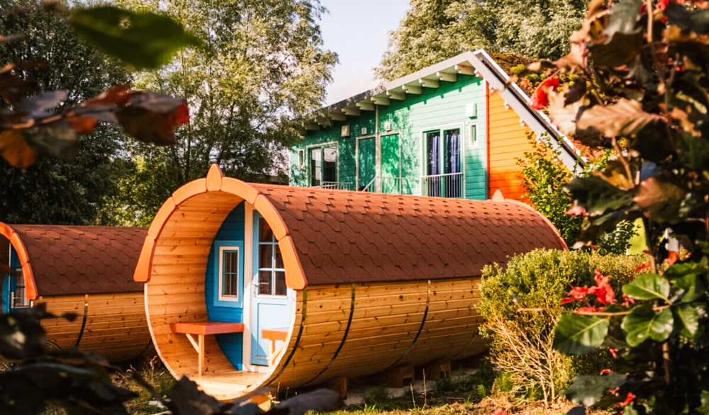 3 slapen in een wijnvat camping zeeburg