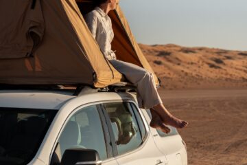 4x4 met daktent Oman