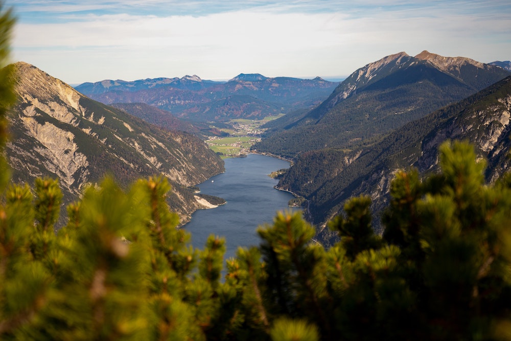 Achensee, uitzicht op de bergen