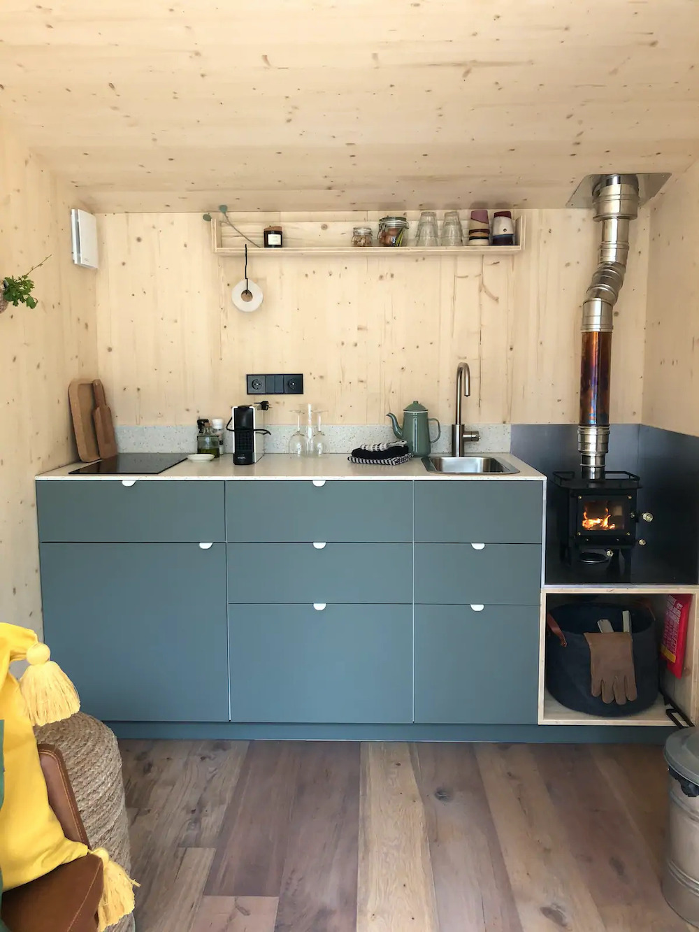 Airbnb nederland tiny house 1-2