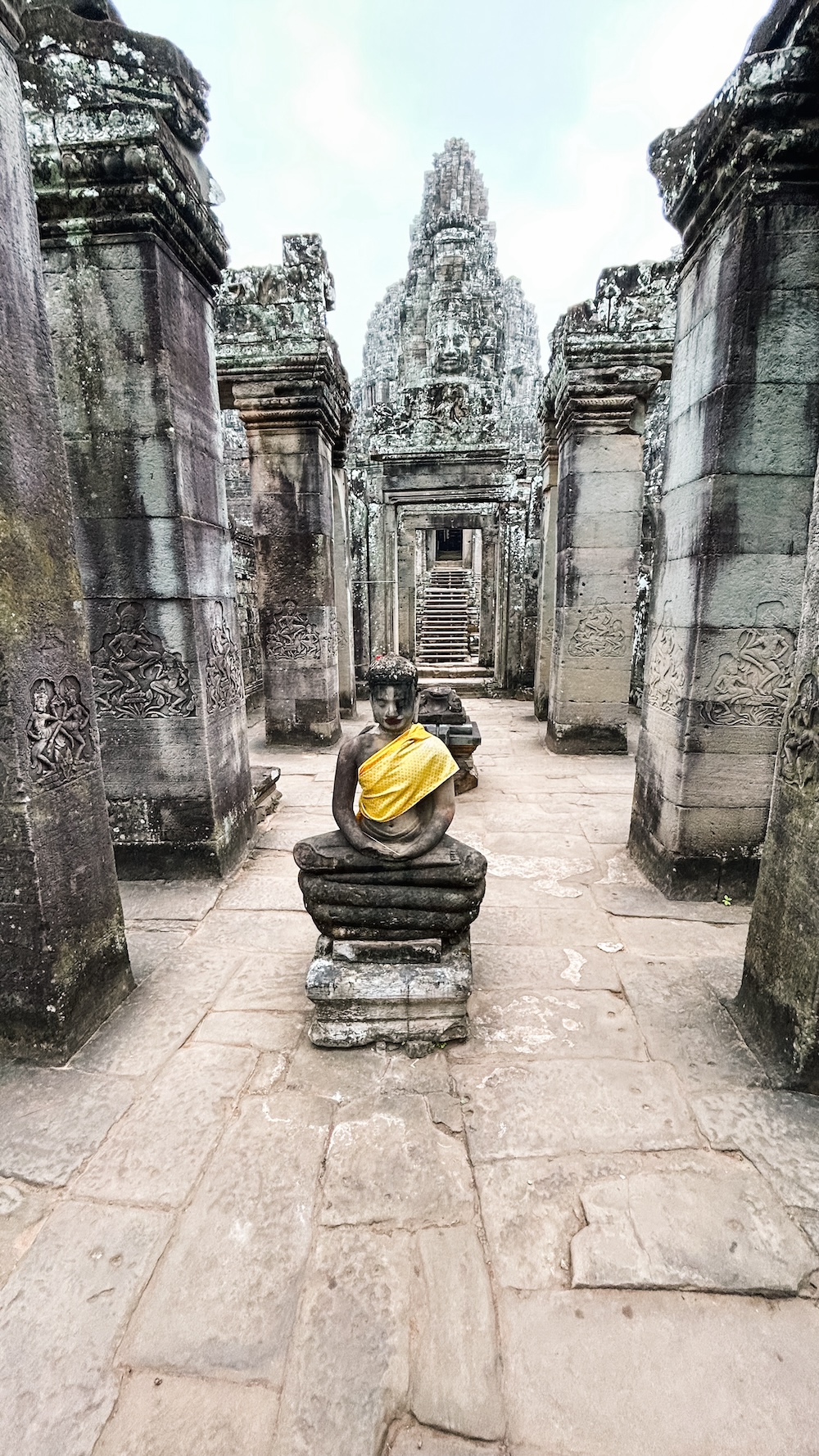 Angkor Thom buddha