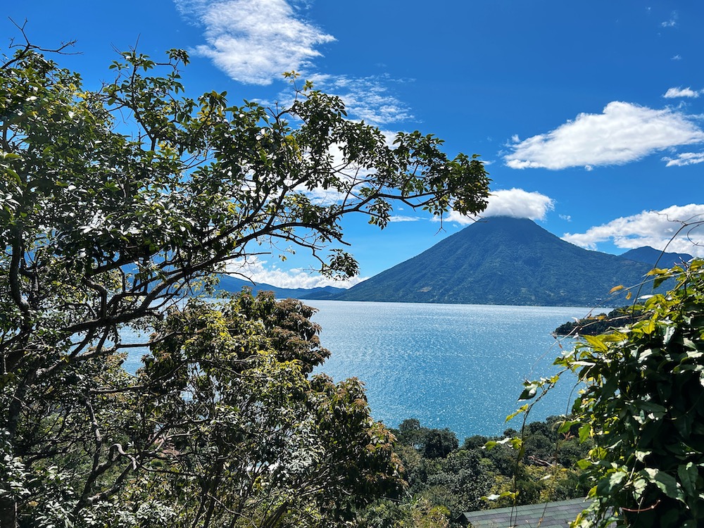  backpacken guatemala Lake atitlan