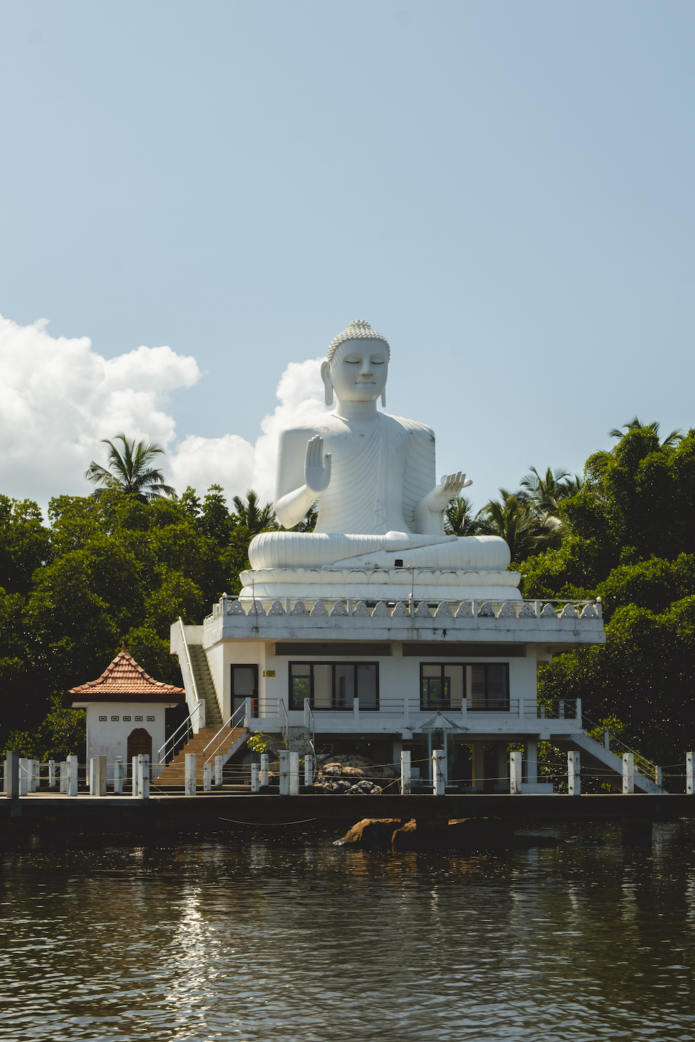 Bentota rivier budha Sri lanka