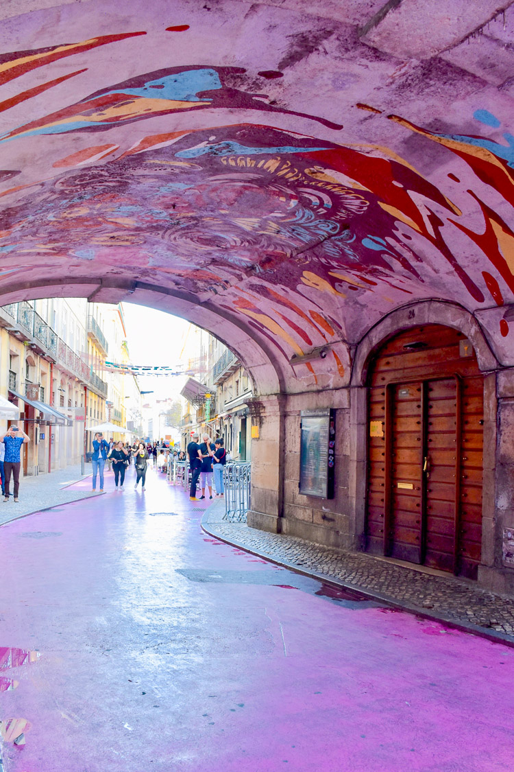 Bezienswaardigheden lissabon pink street