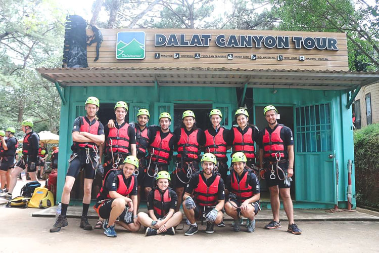 Canyon Tour da lat vietnam_