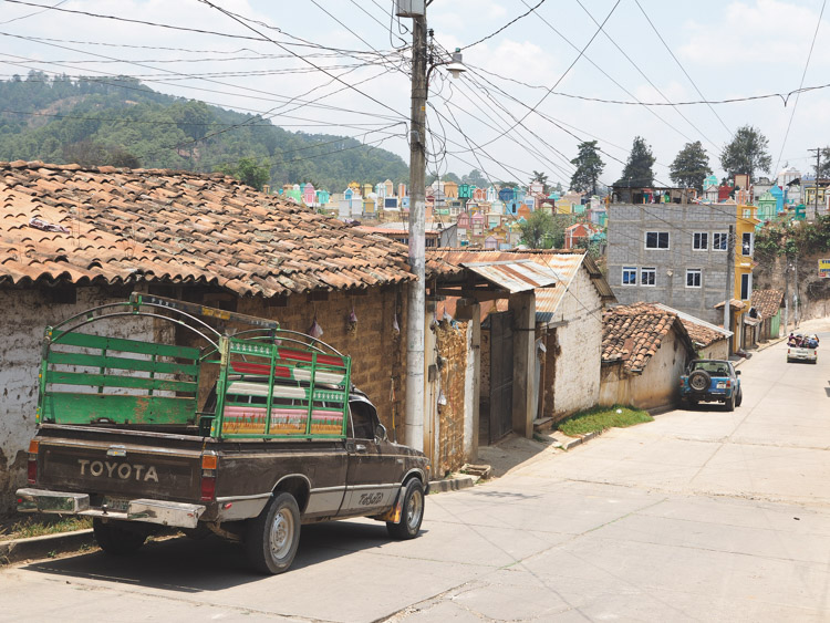 Cementerio De Chichicastenango guatemala-6