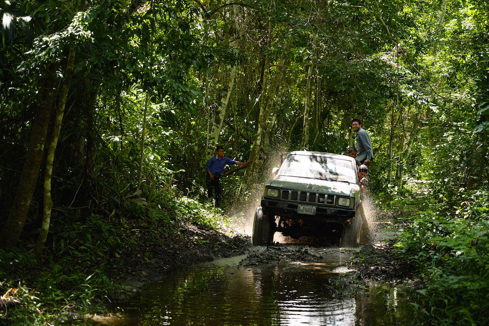 El Zotz guatemala 4x4 auto tocht jungle