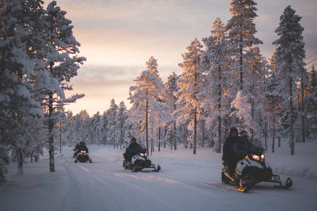 Excursies lapland sneeuwscootersafari