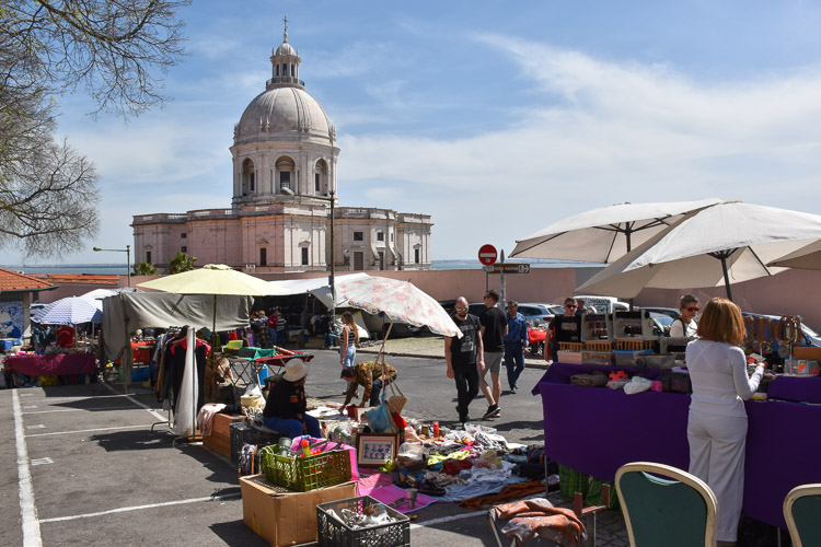 Feira da Ladra bezienswaardigheden lissabon