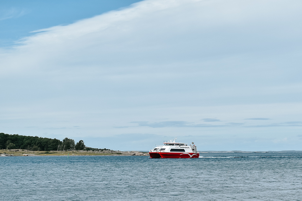 Ferry Koster Islands