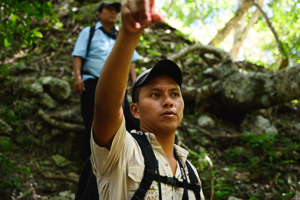 Gids onderweg naar El Zotz Guatemala