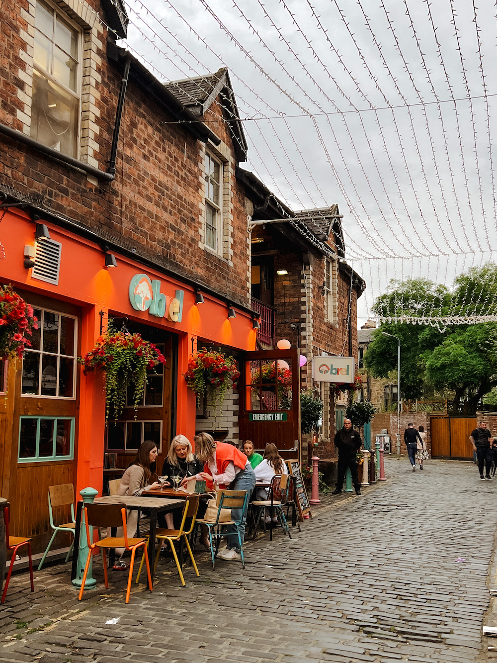 Glasgow bezienswaardigheden Ashton lane