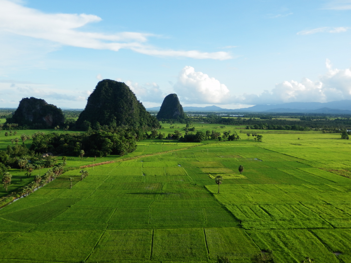 Hpa-an myanmar kawgun