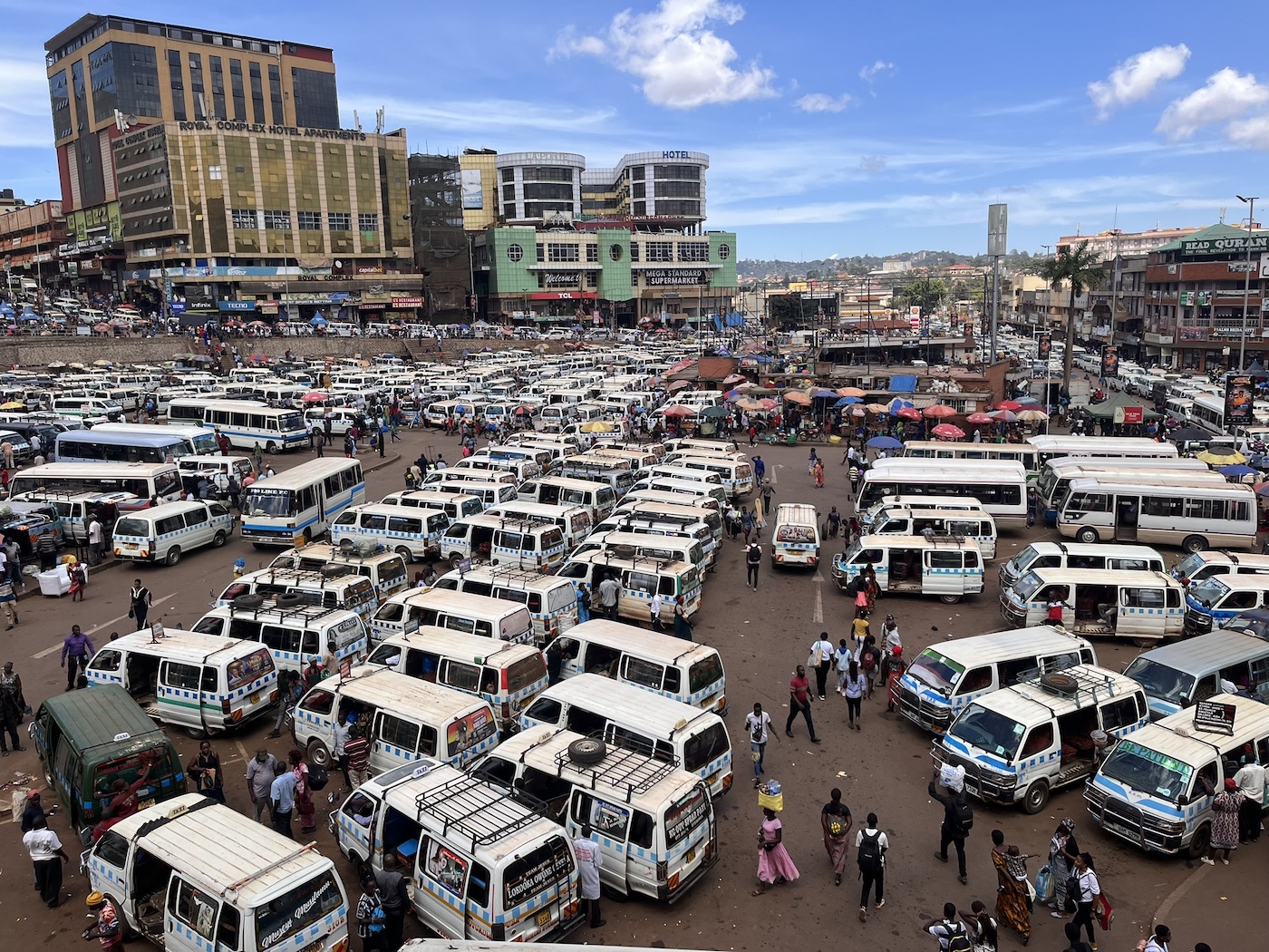 Kampala in oeganda taxi's