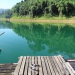 Khao sok, kijken over het water, thailand