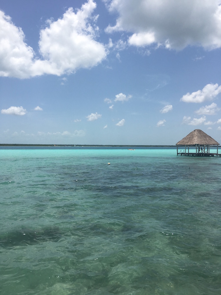 Laguna Bacalar 7 tinten blauw