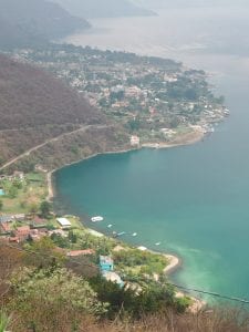 Lake Atitlan uitzichtpunt Guatemala_