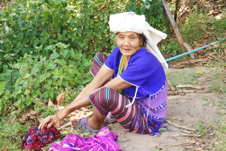 Lokale bevolking in Pha mon chiang mai