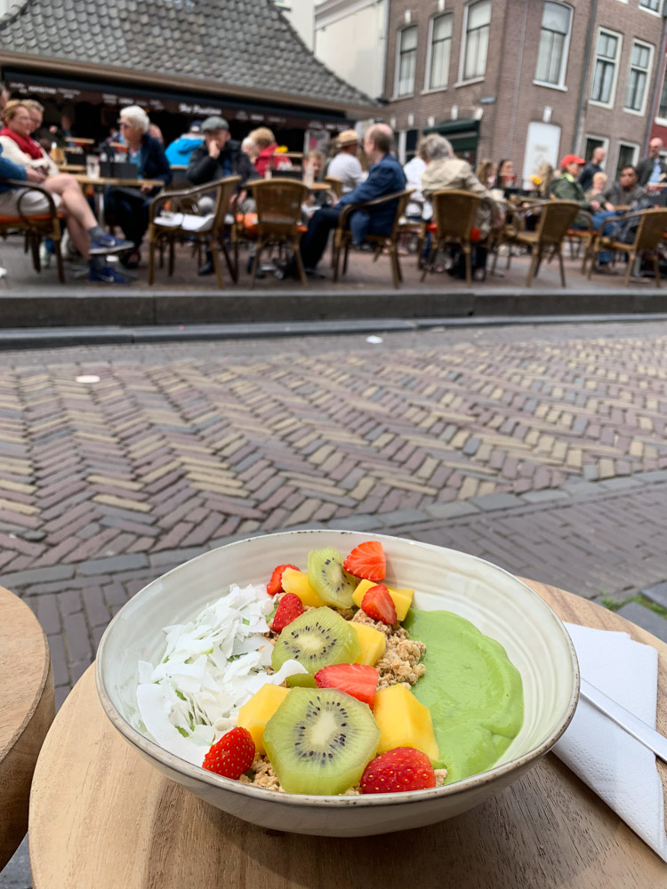 Loua Juicebar Utrecht terras