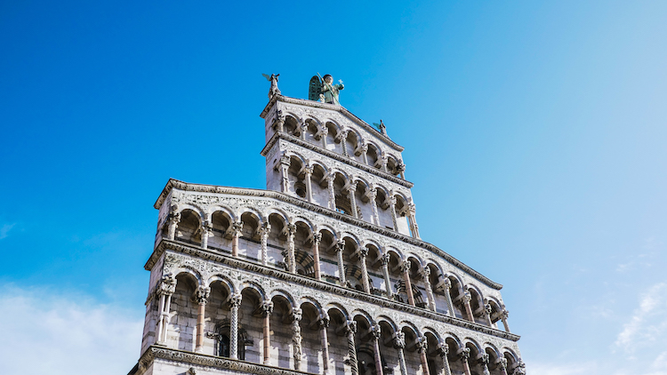 Lucca detail shot wandeling centrum