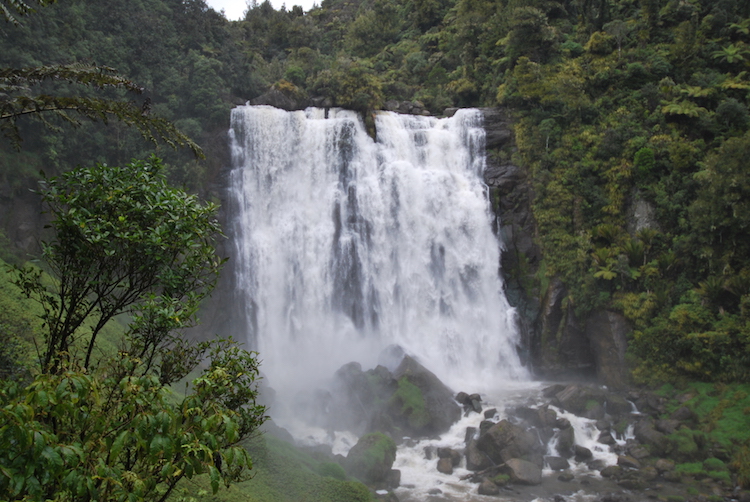 Marokopa Falls