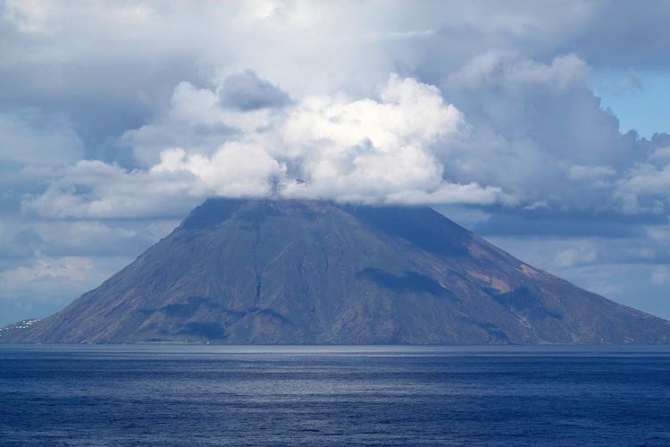 Met de camper naar Sicilie Roadtrip stromboli