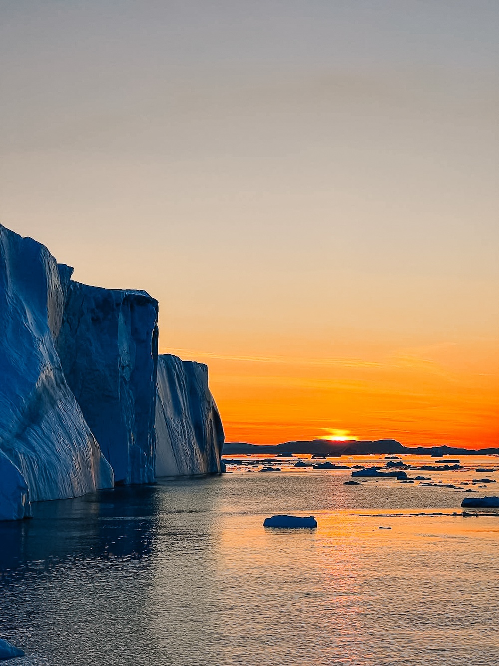 Midnight summercruise, llulissat