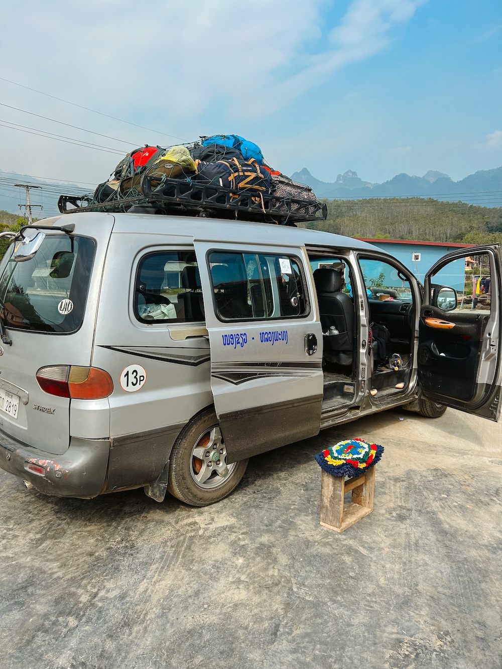 Minivan Laos