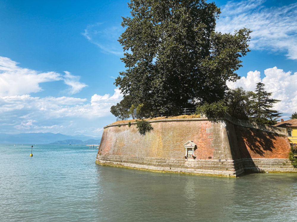 Muur Peschiera del Garda