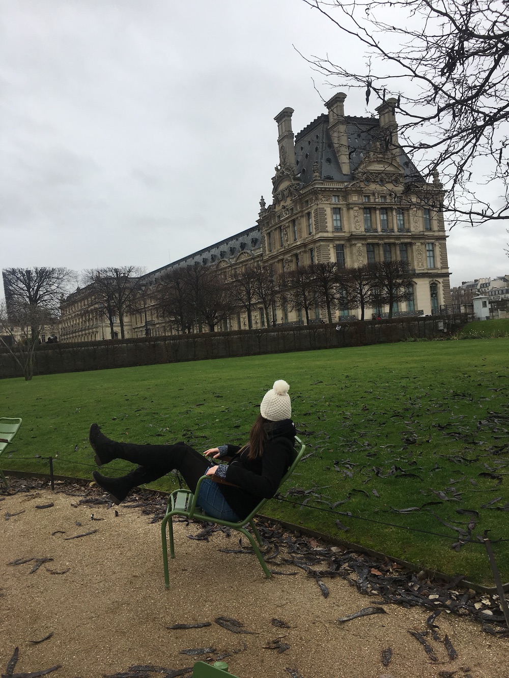 Parijs in de winter, Louvre