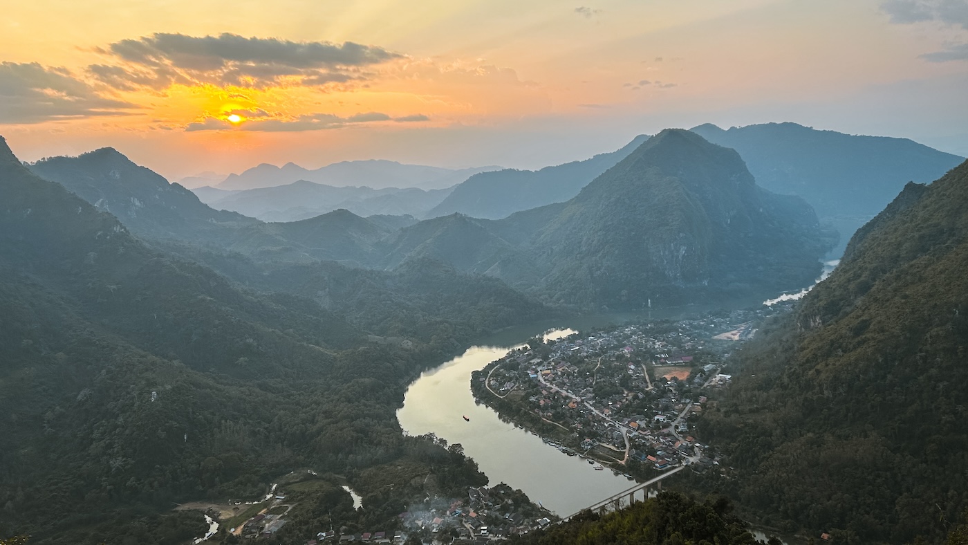 Pha Daeng Peak Nong Khiaw