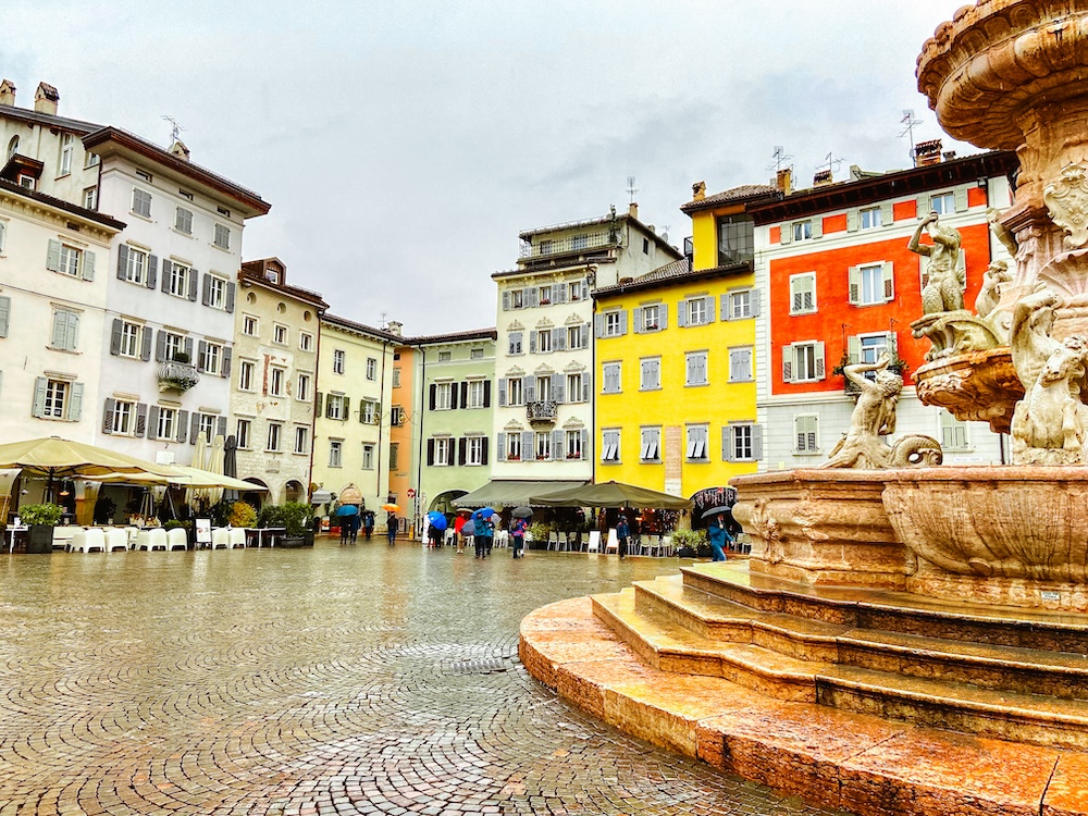 Piazza Duomo met fontein