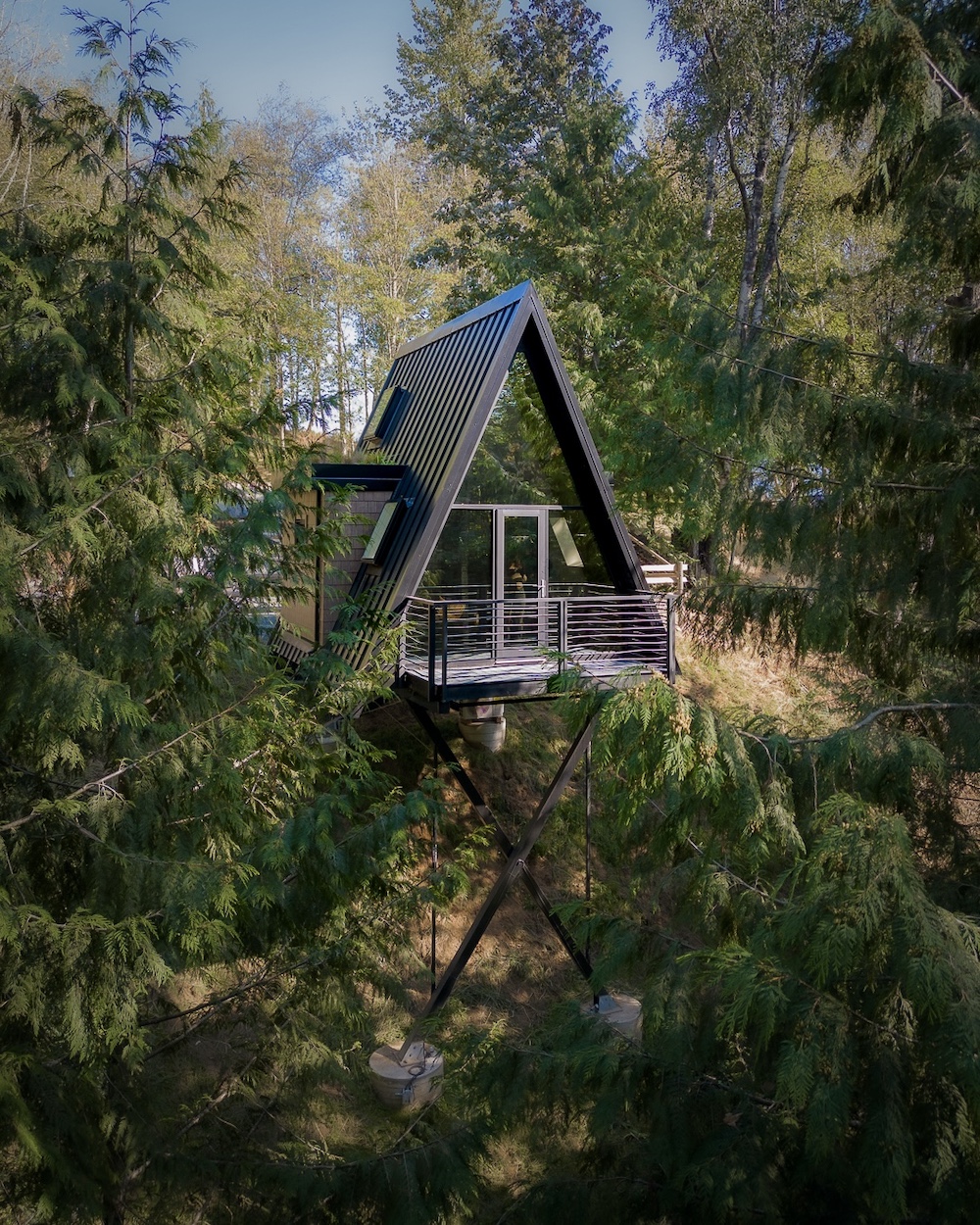 Private Modern Treehouse on Highland Farm