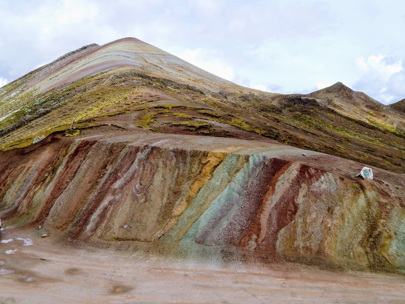 Regenboogberg peru palccoyo