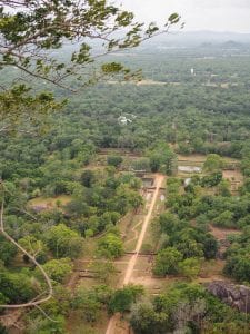 Sigiriya sri lanka complex beneden