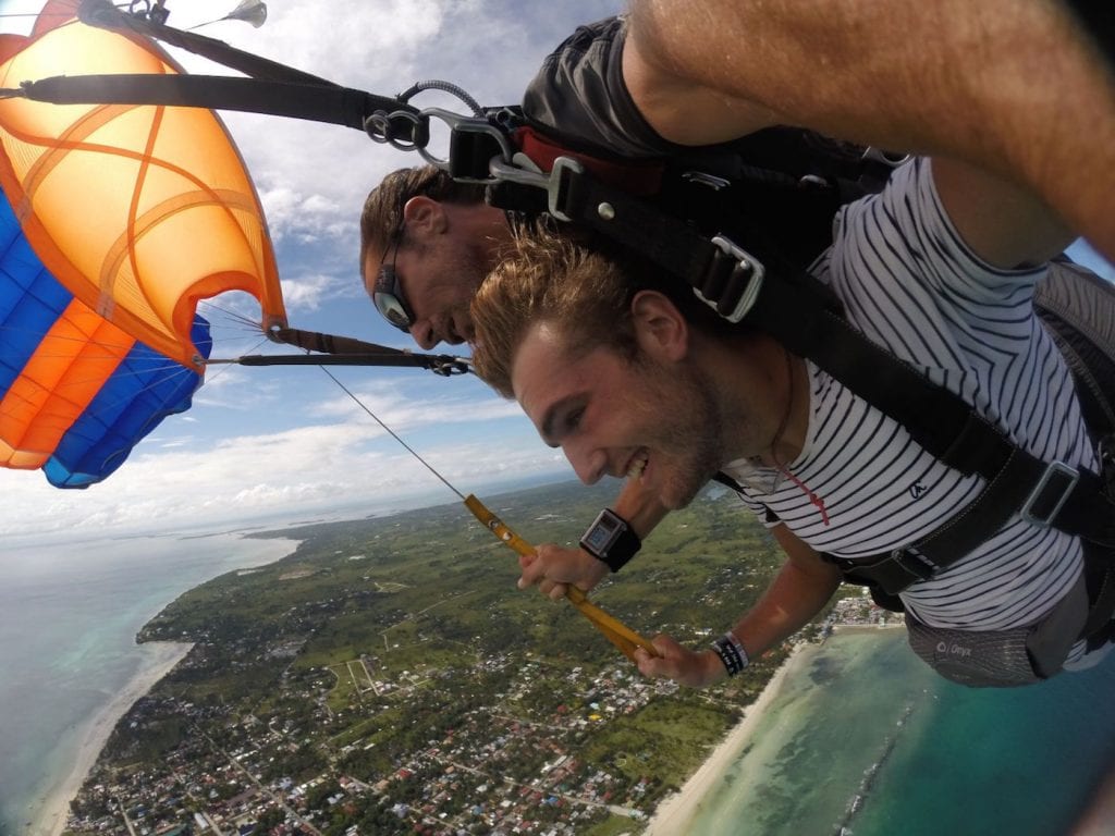 Skydive Cebu in de FIlipijnen