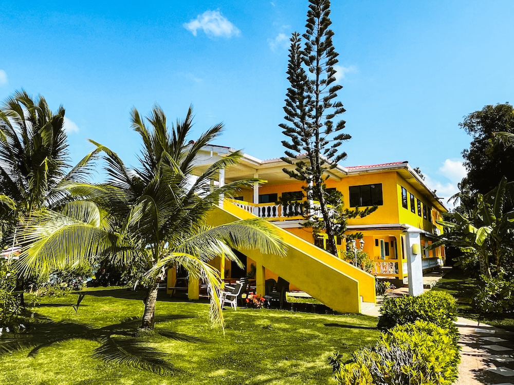 Sunshine Hotel Little Corn Island