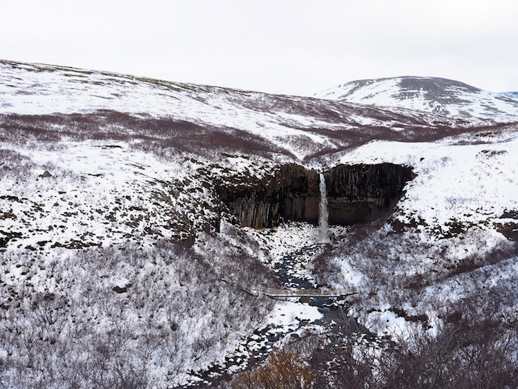 Svartifoss Waterval IJsland