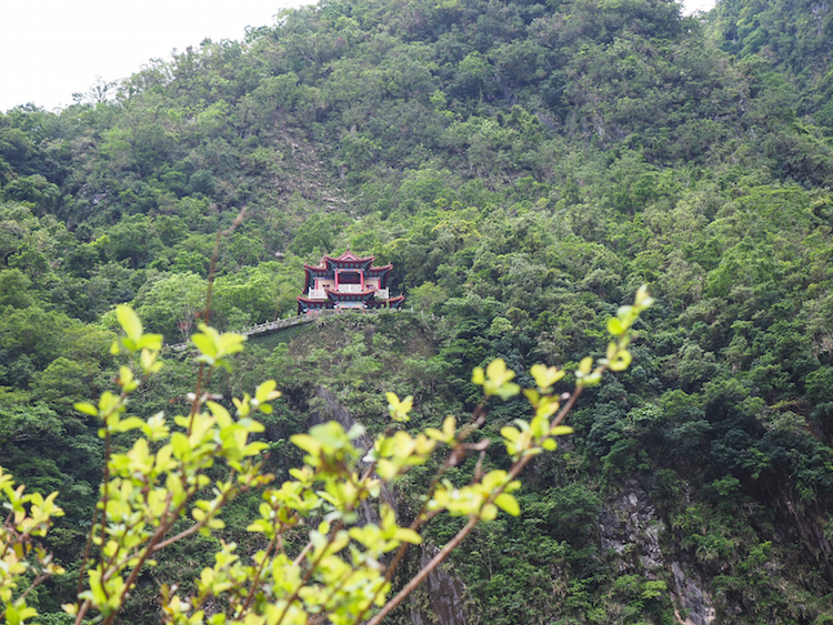 Tempel naast Eternal Spring Shrine Taroko