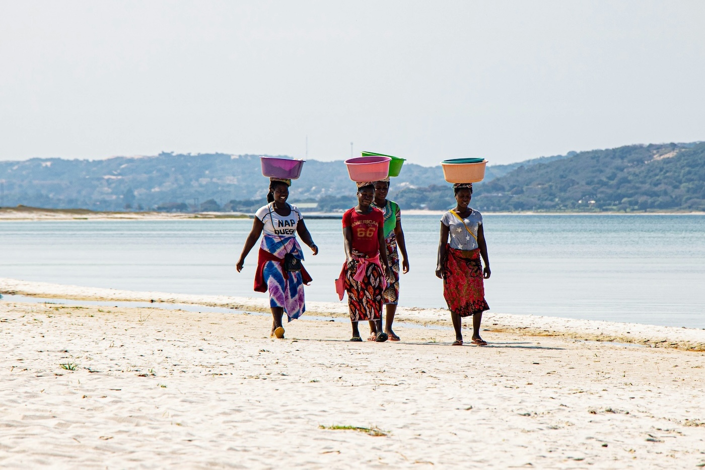 Tofo Mozambique, vissersvrouwen