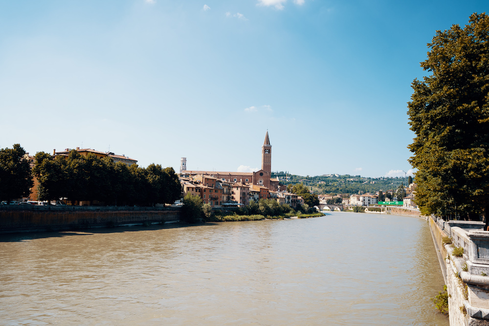 Verona italie rivier