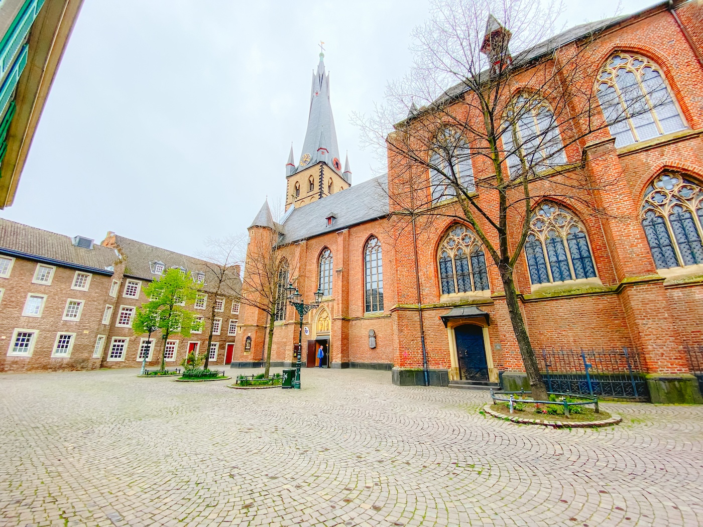 Wat te doen in Düsseldorf, Lambertus kerk