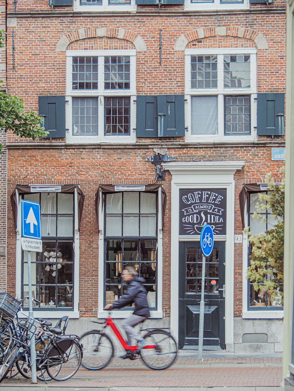 Wat te doen in Haarlem, koffie drinken