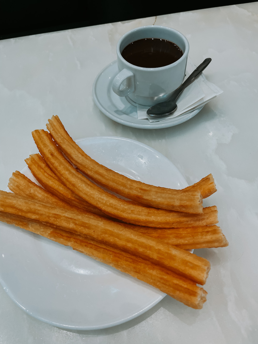 Wat te doen in madrid churros eten