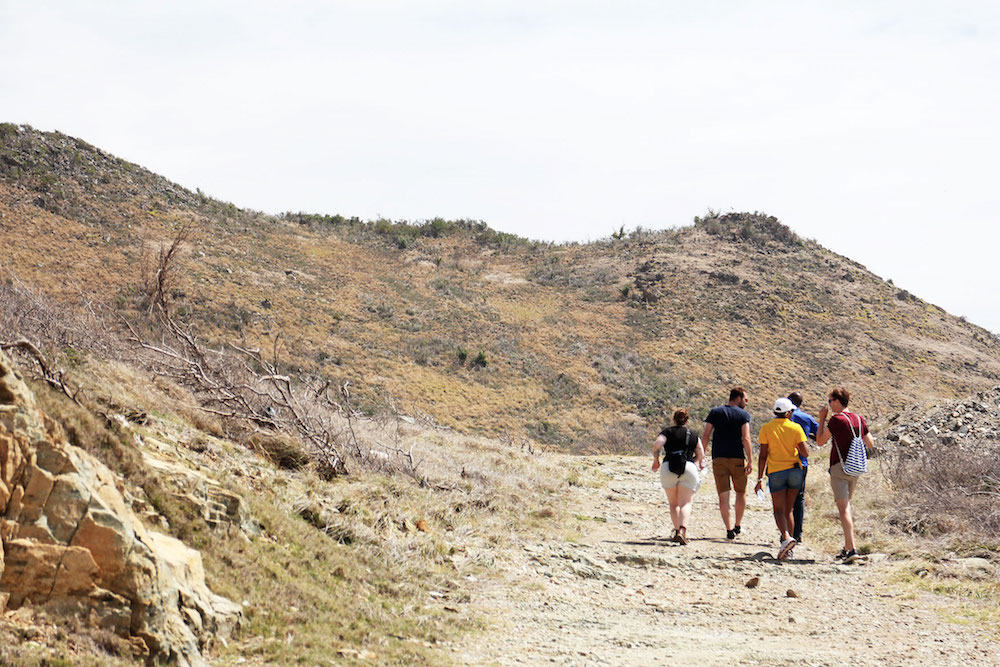 Wat te doen op Sint-Maarten activiteiten Point Blanche hike