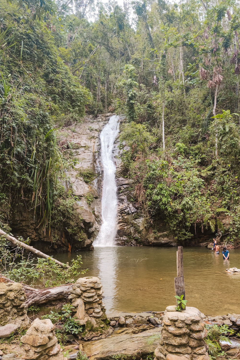 Waterval bij Port Barton