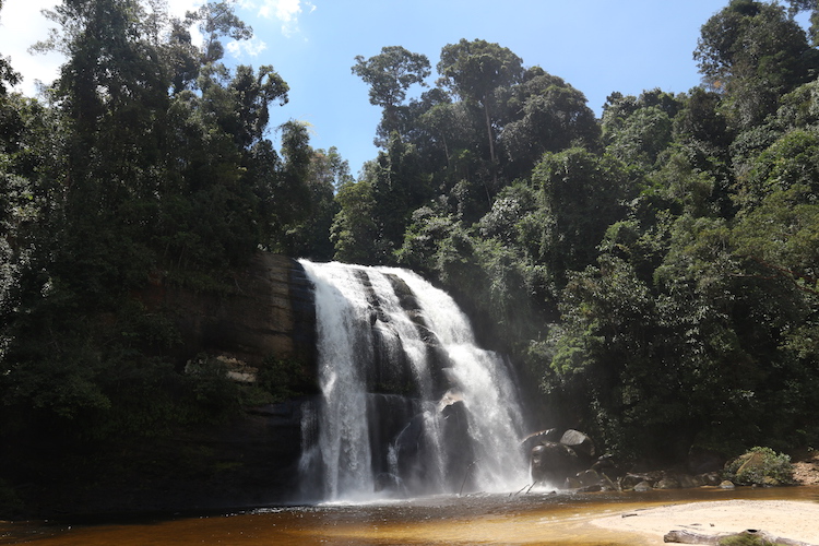 Waterval in west-kalimantan borneo