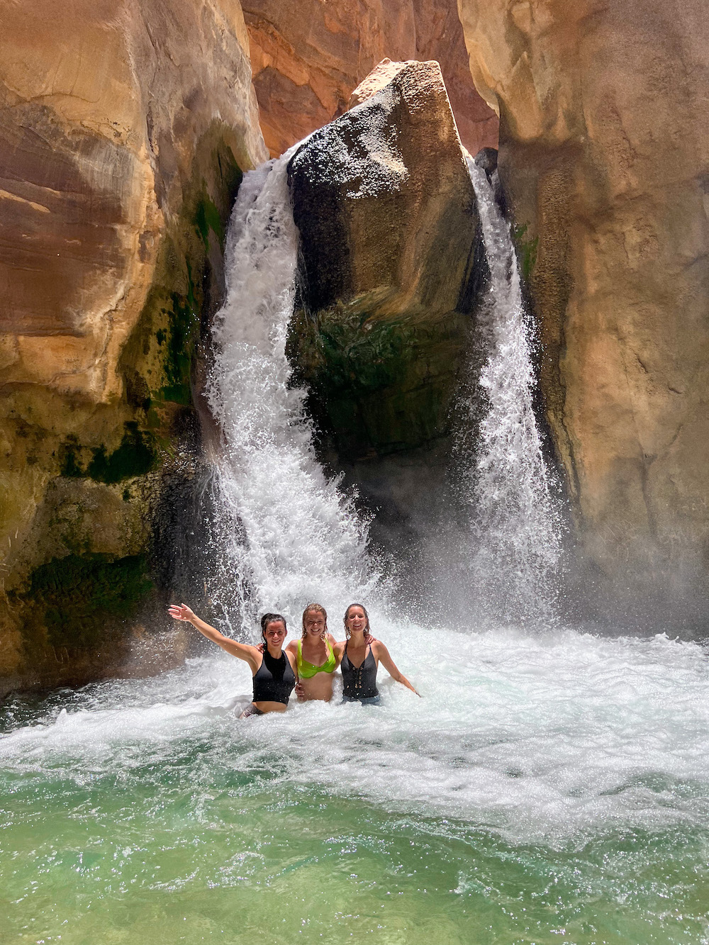 Waterval op het eind van de Siq Trail