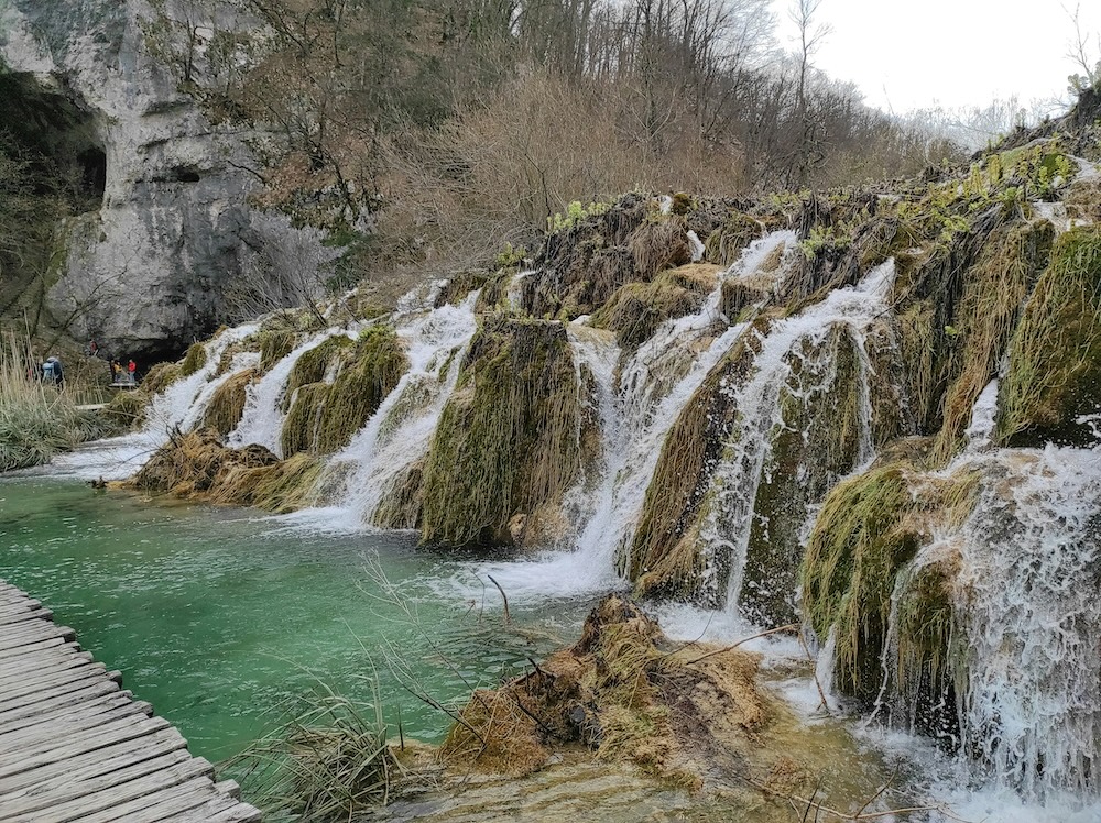 Watervallen langs de wandelpaden, Plitvice